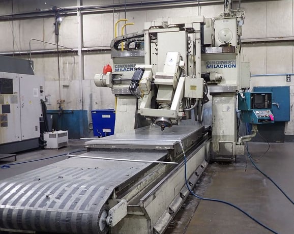 Cincinnati Milacron #30V, 5-Axis CNC bridge mill, 144" X, 60" Y, 24" Z, 3600 RPM, CT-50,1989 - Image 2