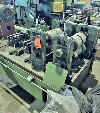 9 Stand, Yoder, rollforming line, 24" roll space, 3" diameter arbors, 75 HP, tooled for C Purlin - Image 7
