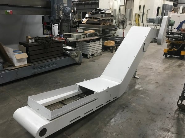 29" x 164" Sungwoo #VTC-16/20, chip conveyor, 220 V., 44" discharge height - Image 3
