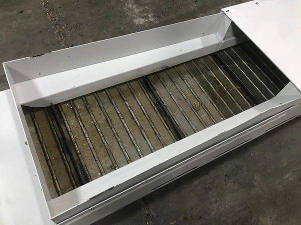 29" x 164" Sungwoo #VTC-16/20, chip conveyor, 220 V., 44" discharge height - Image 5