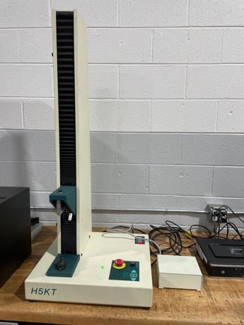 1125 lbf (5kn) Tinius Olsen #H5K-T, electro-mech tension & compression tester - Image 1