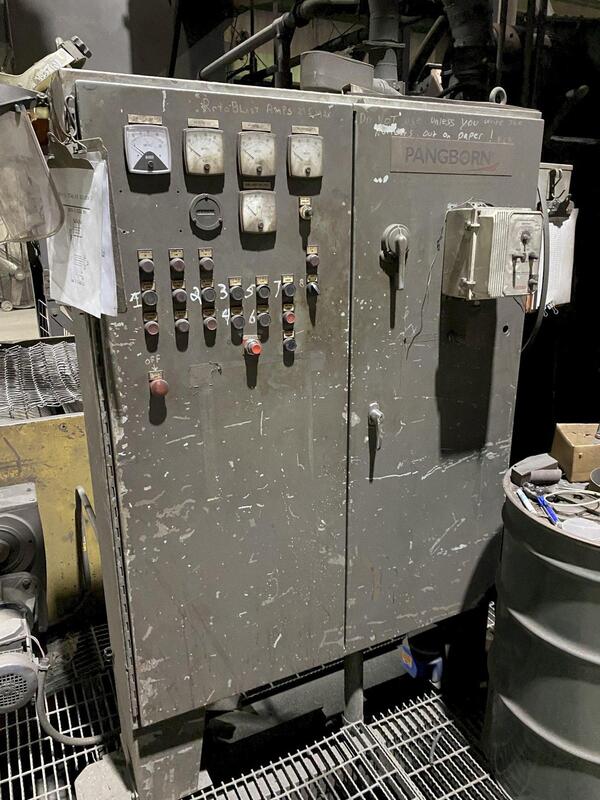 Pangborn Mesh Belt Shot Blast Machine, 30" Wide x 4 Wheel - Image 4