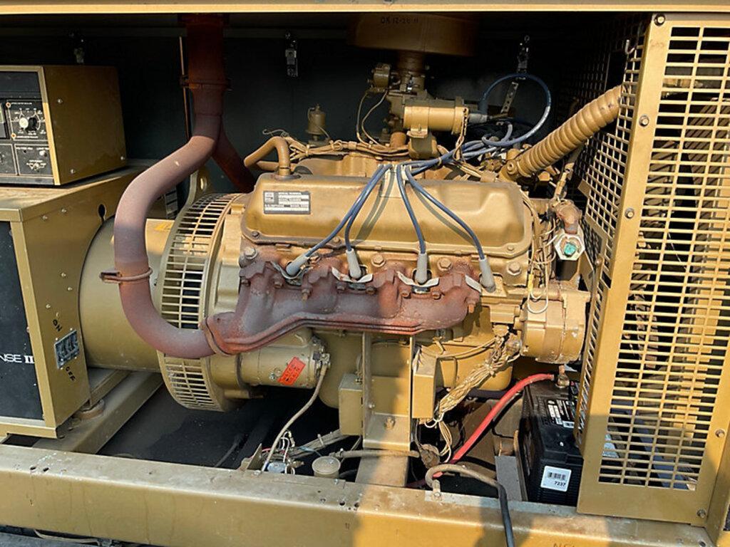 60 KW Kohler #60RZ251, Fast Response-II Portable Generator, 240 Volts, 78 hours, 180 Amp, 608 RPM, gas, 1989 - Image 8