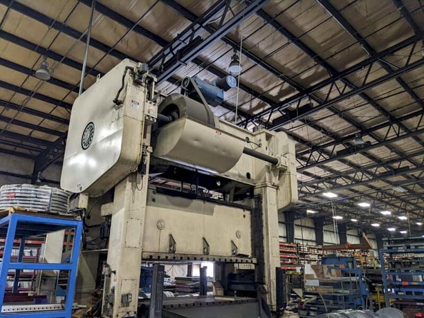 250 Ton, Brown & Boggs #SS2-250-108X48, 10" stroke, 24" Shut Height, 6" adj., air clutch & brake, 1998 - Image 2