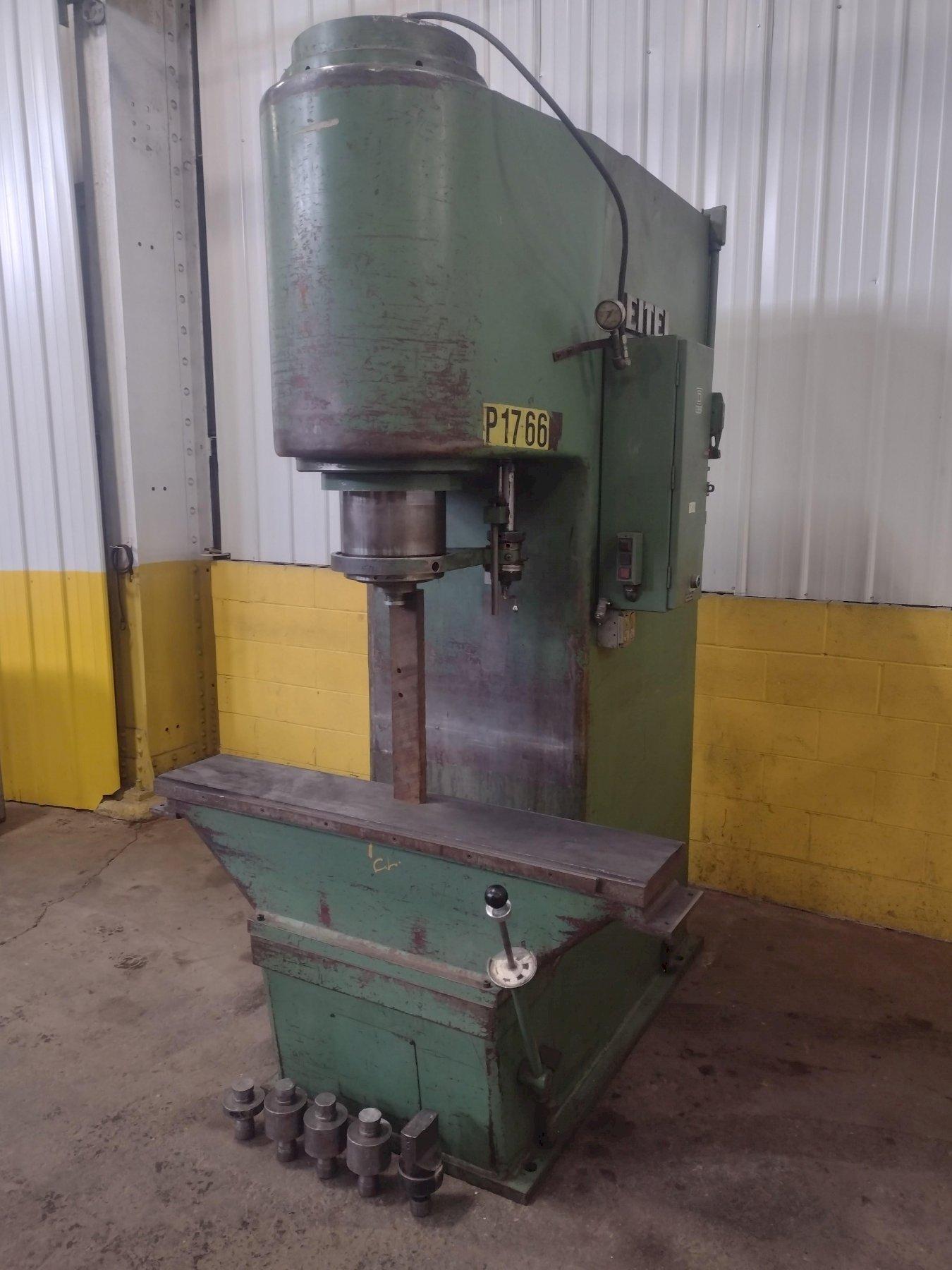 100 Ton, Eitel #RP100, 10" stroke, 38" daylight, 13.75" throat, 20 HP - Image 2