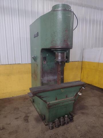 100 Ton, Eitel #RP100, 10" stroke, 38" daylight, 13.75" throat, 20 HP - Image 4