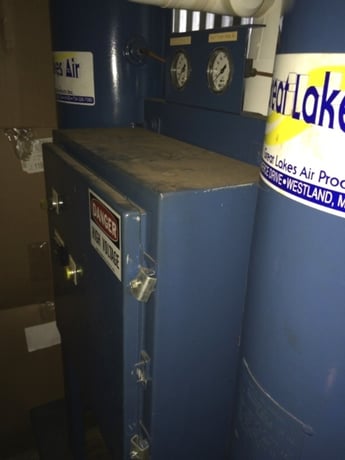 125 scfm, 100 psi, Great Lakes Air #GEH-125-236, air dryer, 2001 - Image 1