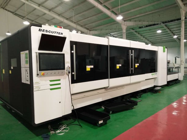 Bescutter #Mach-Speed, 6' x 13', hydraulic lift system, 6000 watt, 2.4G acceleration - Image 2