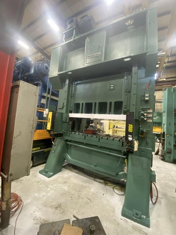250 Ton, Minster #E2-250-72-36 Hevi-Stamper straight side press, 4" stroke, 25" Shut Height, air clutch, 1988 - Image 2