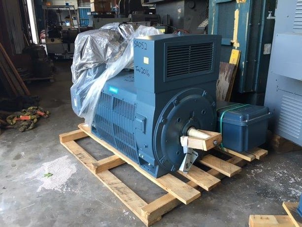 800 HP 1785 RPM General Electric, Frame 5810Z, 1.15, cont., 4000/6900 Volts - Image 3