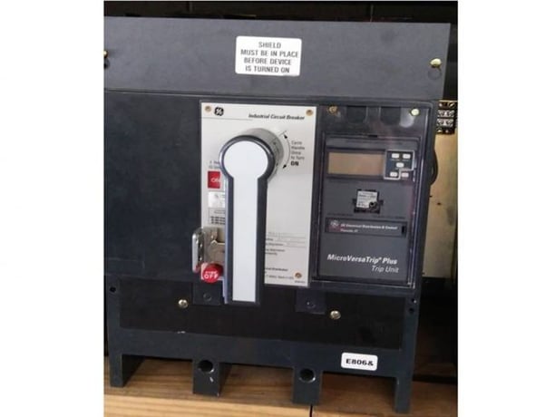 General Electric, TRLA36BD PB1, manually operated, fixed, Micro-Versa trip LISG - Image 1