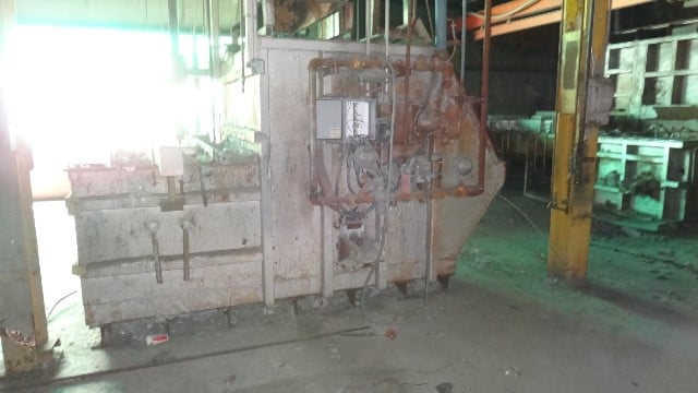 Toyota, Aluminum Holding Furnace, natural gas, 8000 lb., with controls - Image 4