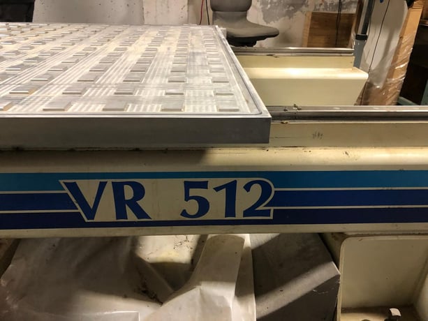 Komo #VR512, CNC router, 5' x12' table, 8 pos., 145" X, 84" Y, 9" Z, 18k RPM, ISO 30, 16 HP, Fanuc 0-M, 1995 - Image 6