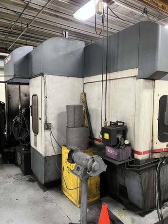 Cincinnati #HPC-500-XT, 29.4" X, 27.5" Y, 35.4" Z, cat-50, 10000 RPM, 27 HP, 60 automatic tool changer, 2001 - Image 7