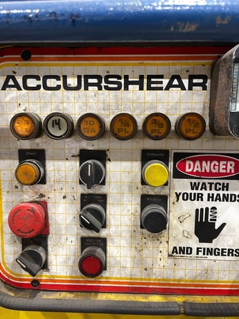 1/2" x 16' Accurshear #850016, 48" programmable Back Gauge w/ LED display, 7-30 SPM, 25 holddowns, 12' - Image 9