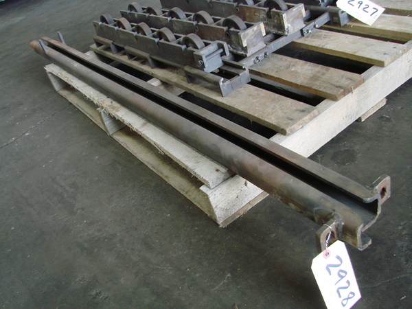 Chain guide for Lindberg Pacemaker 24" x 36", 330 Stainless, straight, perfect condition. - Image 1