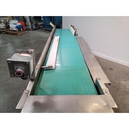 20" width x 8' long, stainless steel slider, bed flat belt conveyor - Image 4
