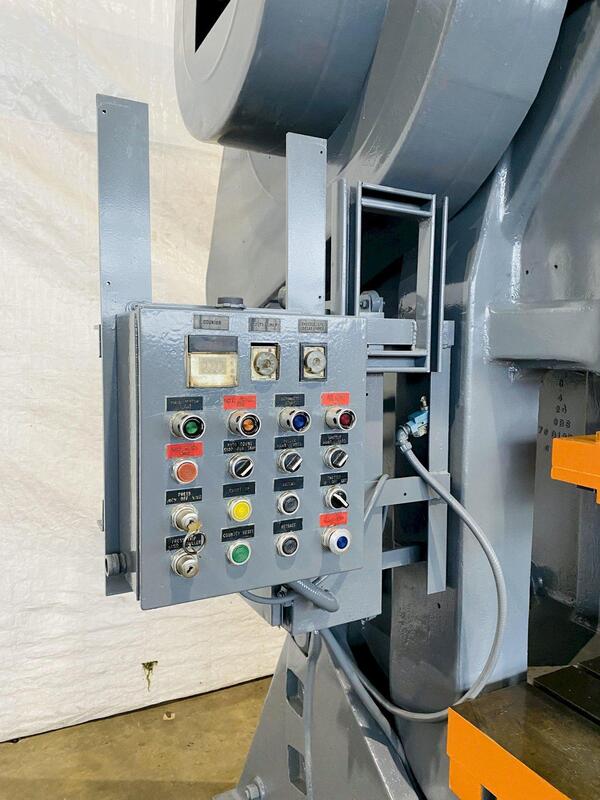 125 Ton, Johnson #125BG/AC, OBI press, 6" stroke, 21.5" Shut Height, 4" adj., 40 SPM, 42" x27" bed, air clutch - Image 8