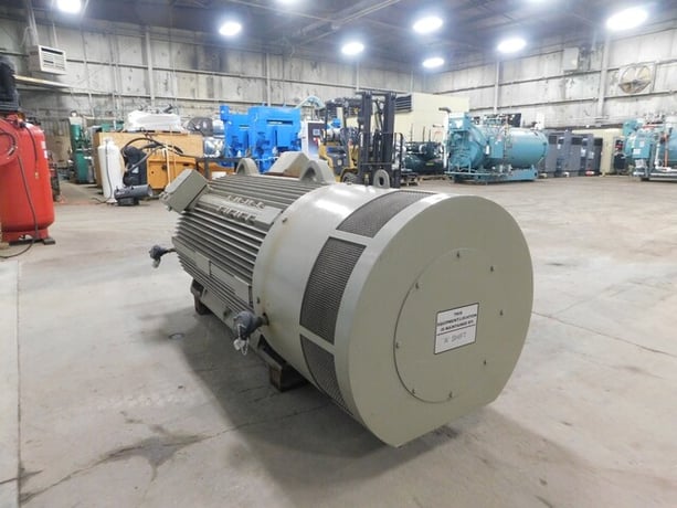 450 HP 1190 RPM General Electric, Frame 5013S, model 5KS513SAA353 severe duty AC motor, 2300 Volts - Image 6
