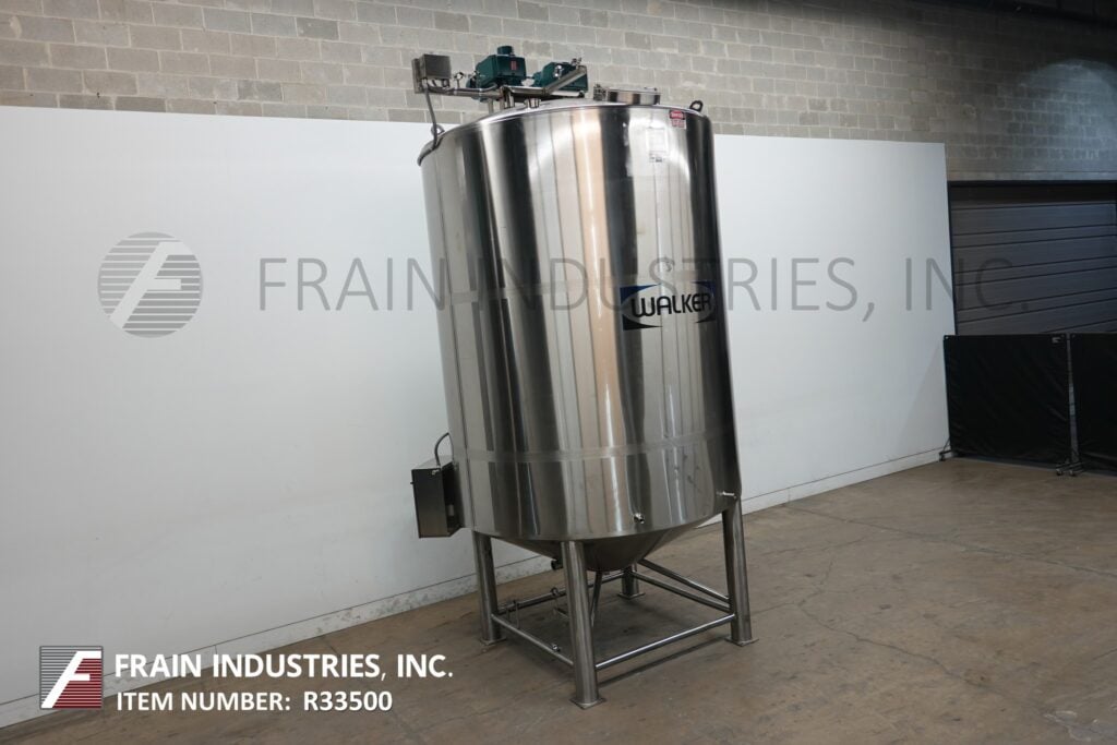 3000 gallon Walker #PC-CB-SP, 316 Stainless Steel jacketed & insulated process tank, 90" dia. x 140" deep - Image 1
