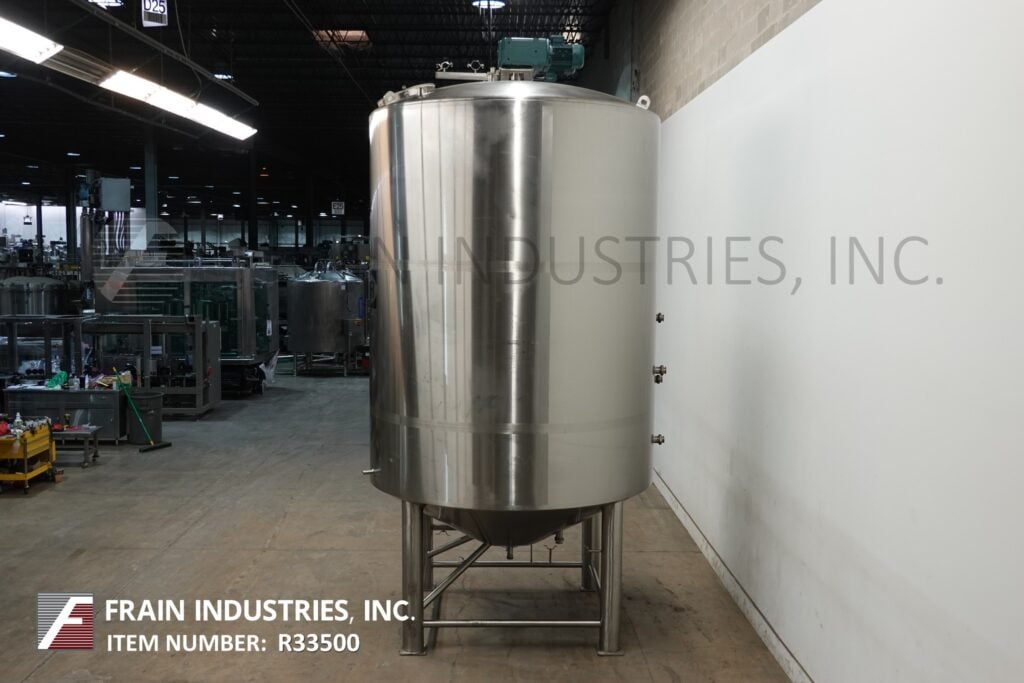 3000 gallon Walker #PC-CB-SP, 316 Stainless Steel jacketed & insulated process tank, 90" dia. x 140" deep - Image 4