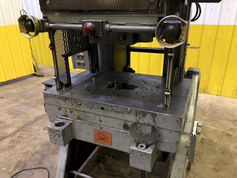 80 Ton, South Bend #OBI-90, Back Gauge OBI punch press, 4" stroke, 15.5" Shut Height, 3.5" adj., 35" x24" - Image 9