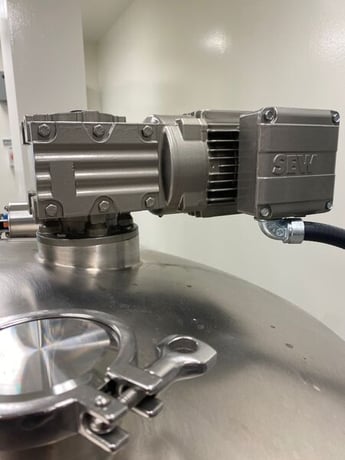 140 gallon Solinox, Stainless Steel pharma grade agitated process vessel, 85 psi, 2016 - Image 3