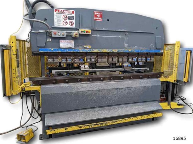 80 Ton, Amada #RG-80, CNC press brake, S/N 807067 - Image 1