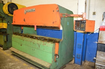 75 Ton, Promecam #RG-75-25, hydraulic power press brake, 8.3' OA, 85" between housing, 15-7/8" throat - Image 2