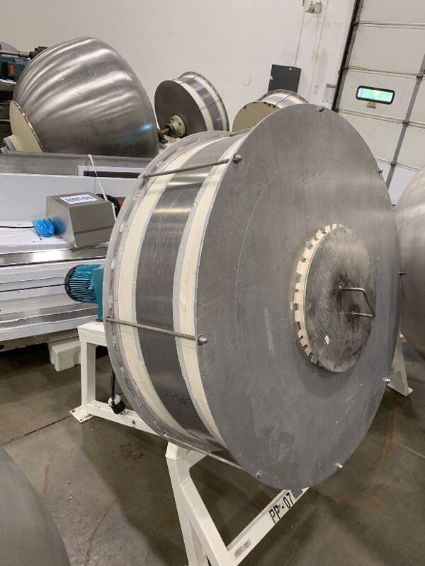 40" O' hara #40 INCH POLISHING PAN, Polishing Pans, Stainless Steel, ruber lined, 14" Deep, 14" Dia opening - Image 1