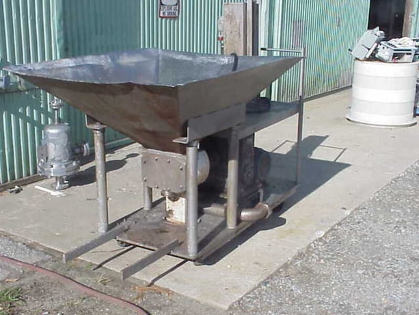 145 GPM, APV #R4RH, 3" Rotary Lobe Pump, rectangular inlet 1.75" x 9.25", 17.5 gal/100 rev. - Image 6