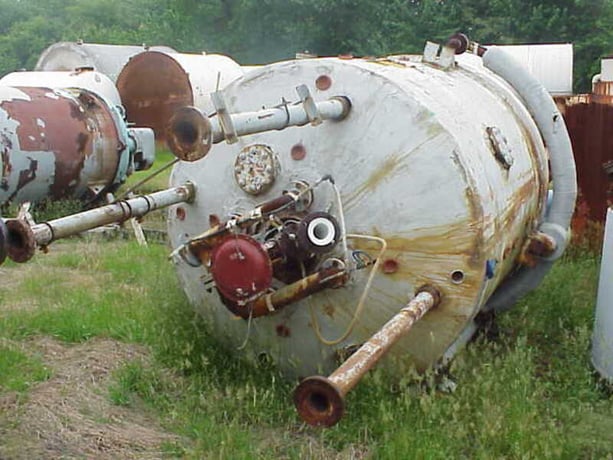 1000 gallon Dedietrich #PTE10, Glass Lined Reactor, 66" Dia. x 6' T/T, 75 PSI @ 500&deg;F, 105 PSI jacket - Image 1