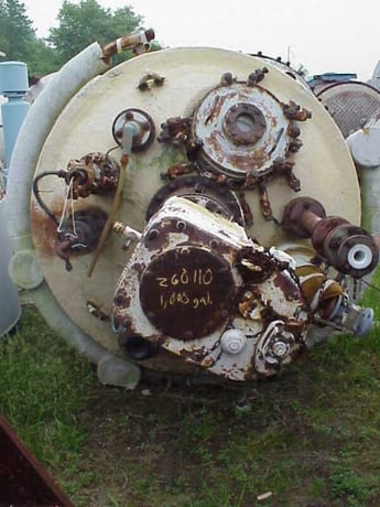 1000 gallon Dedietrich #PTE10, Glass Lined Reactor, 66" Dia. x 6' T/T, 75 PSI @ 500&deg;F, 105 PSI jacket - Image 2
