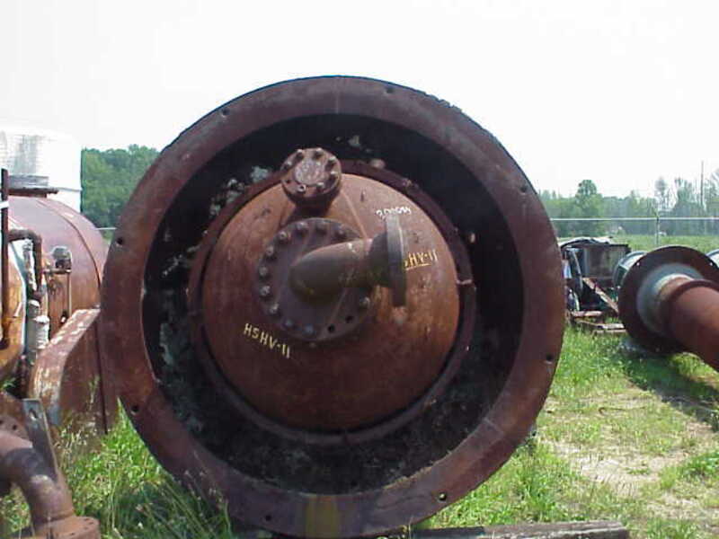 990 gallon UOP, HDS Reactor, 405 Stainless Steel, Clad, High pressure, 500 PSI @ 650°F, 48" Dia. x 9' T/T - Image 2