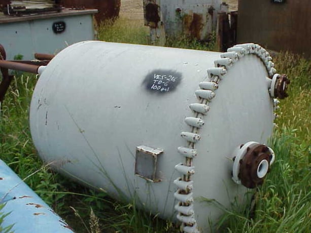 100 gallon Pfaudler, Carbon Steel Glass Lined Vessel, 25 PSIG @ 650 deg.F, 24" ID x 4' L, 8' 9 OAH, Vertical - Image 1