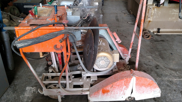 Target #702112968-1, concrete saw, 20" blade, 24" blade, 10 HP, 208/230/460 V. - Image 10