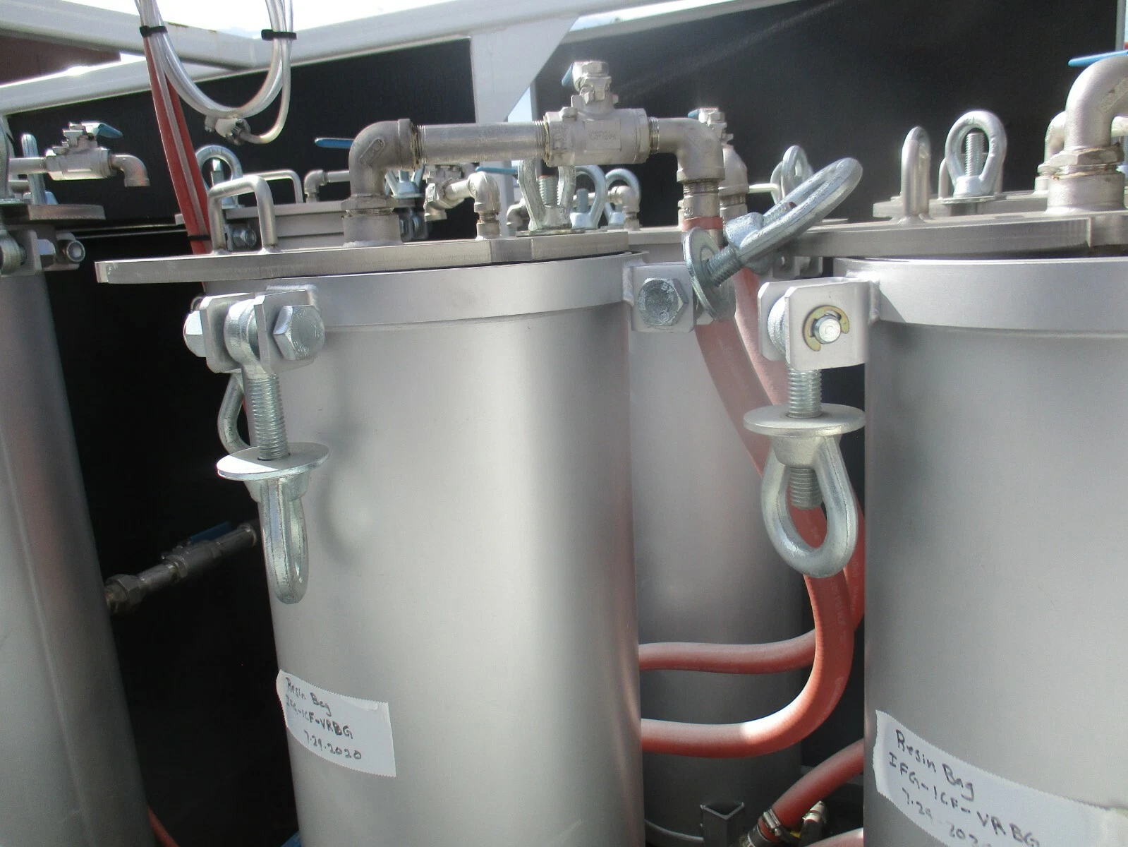 Fluid Chillers #HE300000-SPEC-SYMER, 460 V., fully operational, 22k Hours, 2016 - Image 7