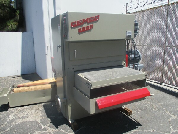 37" Cemco #UR-2137, 1-head belt grinder, complete coolant system - Image 9