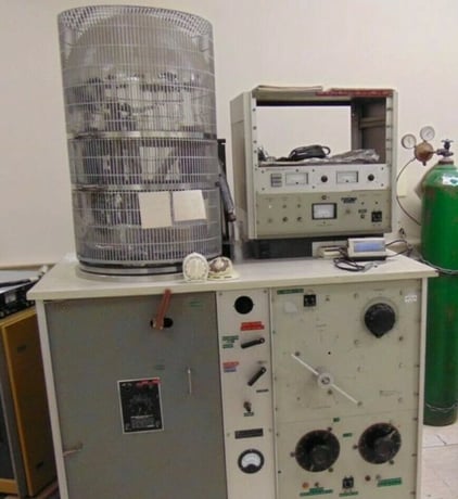 Varian Thermal Evaporator / Vacuum Deposition Chamber - Image 2