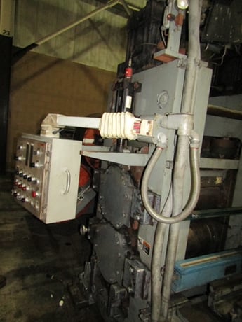 16" x 19" I2S One Way 2 Hi Mill w/ Hydraulic Screwdowns, 500 FPM, New, 2002 - Image 2