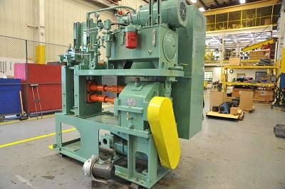 5.5" x 8" I2S Sizing Rolling Mill, single direction, 80 FPM, Hydraulic Screwdown, reconditioned in 2014 - Image 3