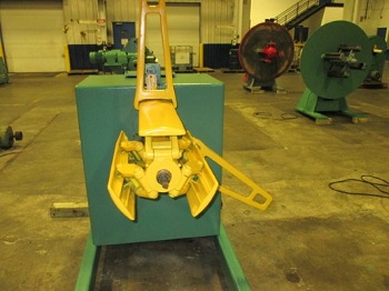 6000 lb. Regal #18SPR-ACB, Uncoiler / Payoff, 3 arms, 18" ID, 60" outside dimensions, 24" width, 29" leaf - Image 1