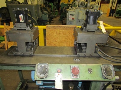 .25" Wire Trimmer and Bending, 2 head, with cylinders, hydraulic Pump and motor, 4' bed, palm button control - Image 1