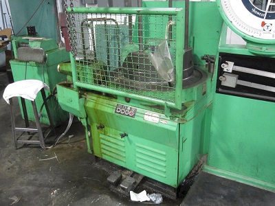 24" RTE #1600, Single Deck Bullblock, 2 Speed Motor, ridding stripper, 3 Speed Gear Box - Image 2