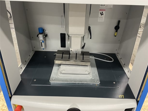 Herman #HIQ-Evolution, ultrasonic welder, 30 KW, 2009 - Image 3