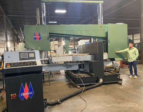 29.5" x 59" Peerless #SHB-6030LS, semi-auto, 2.5" blade, 15 HP, 60 & 45&deg; mitre swing - Image 1