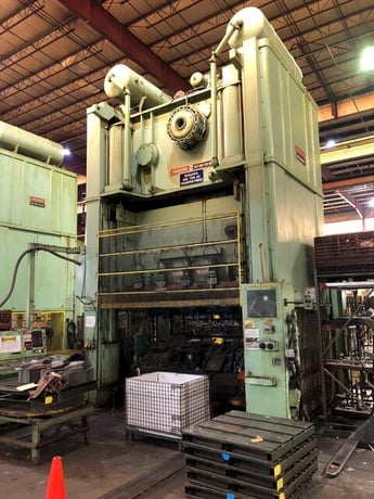 800 Ton, Niagara #SE2-800-120-60, straight side double crank press, 24" stroke, 47" Shut Height, air clutch & - Image 2
