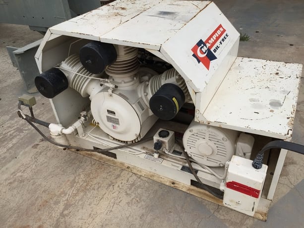 Champion #15WTS55AHU, Air Compressor, 15 HP, triple cylinder, 230/460 V., 40/20 amps - Image 1