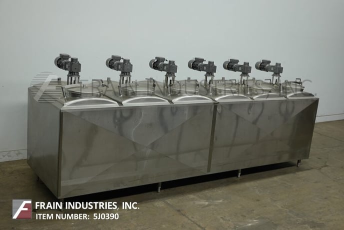 1800 gallon 304 Stainless Steel flavor tank, (6) 300 gallon chambers, top mounted lift up covers with 17" ID - Image 5