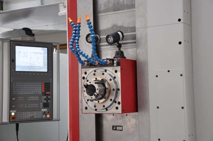 4.33" Fermat #WFC-10, 4000 RPM, #50, CNC rotary table w/ 2 servo motors - Image 4